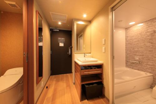 2 twin beds
