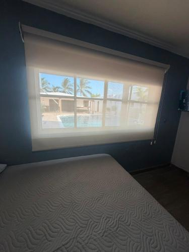 2 twin beds