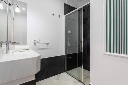 Genteel Home Antonio Marchena - image 3