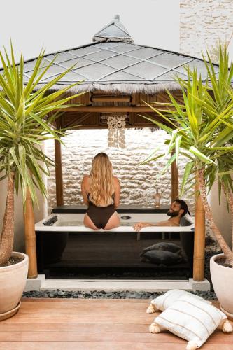 Suite avec jacuzzi privé - Cognac centre ville - Ambiance Brésil - Location saisonnière - Cognac