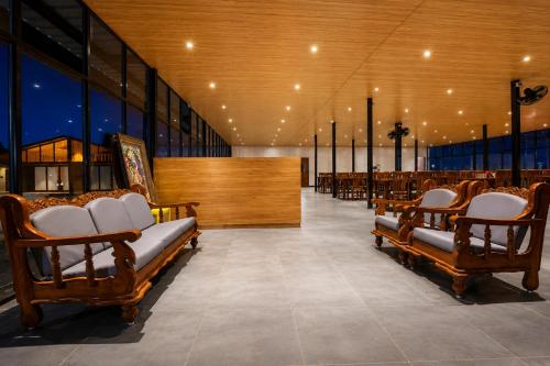 Shreephal Luxury Lake Resort - Hatgad, Saputara in 薩普塔拉