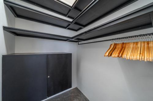 Loft Charly - Contemporary 1-bdr luxury loft in GREAT LOCATION - image 2