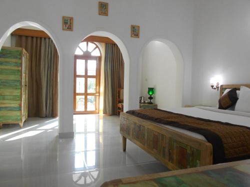 Hotel Isabel Palace in Khajuraho