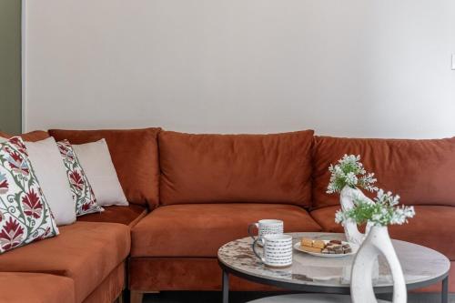MarMkail contemporary apartment in central location - image 3