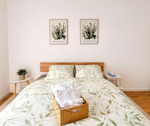 Lili & Derya - Apartment in Colmar, Mountain View, Private parking