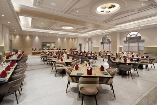 Restauracja, Treat Imperial Aurangabad City Center in Aurangabad