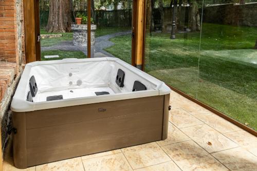 Pezsgőfürdő, Luxury Suites El Encanto del Pinar in Estacion De El Espinar