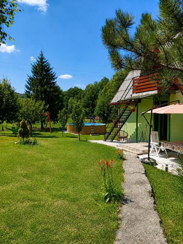 Vila Jezerce Zlatibor Zbojštica (Vila Jezerce Zlatibor Zbojstica) in Nikojevici