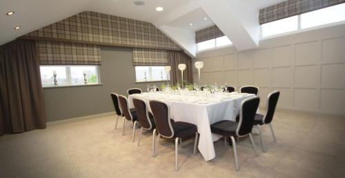 Red Hall Hotel - image 5