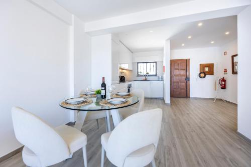 Casa Azure - Sea View Apartment - image 4