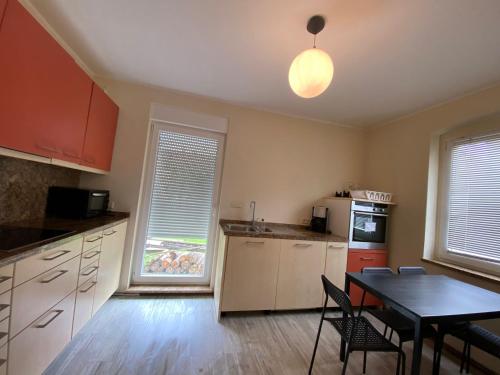 Home, Family and Business Stay in Meuselwitz