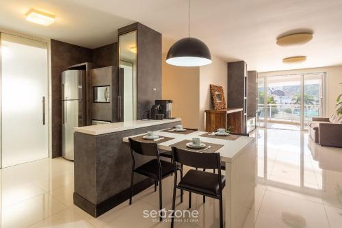 廚房, Apto em resort a 200m da praia Floripa-SC MHE213 in 蓬塔卡納斯
