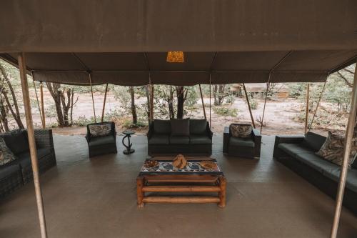 Iekārtas, Hideaways Camelthorn Bush Camp, Greater Moremi in Chiro Pan