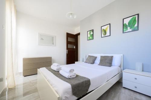 F6 Room 1, Private Room one small double bed shared bathroom in shared Flat · Msida