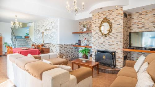 Casa Olivares Altos Sayalonga by Ruralidays in Sayalonga