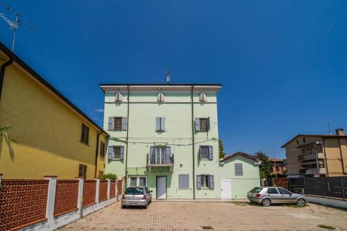 Hotelli välisilme, Villa Viani in Soliera