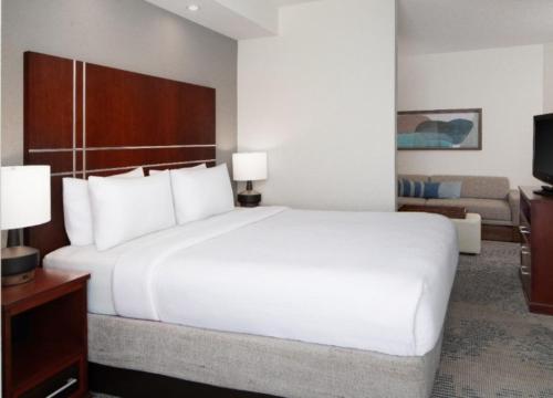 Sleeps 5