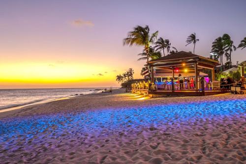 المنطقة المحيطة, Paradise Nest in أورانجستاد