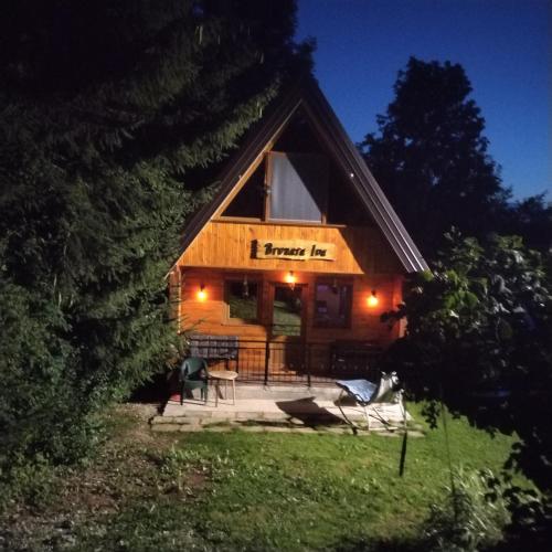 Brvnara Iva Kolašin Crna Gora (Brvnara Iva Kolasin Crna Gora) in Drpe