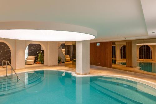 Radisson Blu Hotel, Sinaia Cota 1400 2