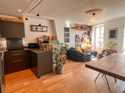 Bright Haven & Premium Comfort in Montmartre