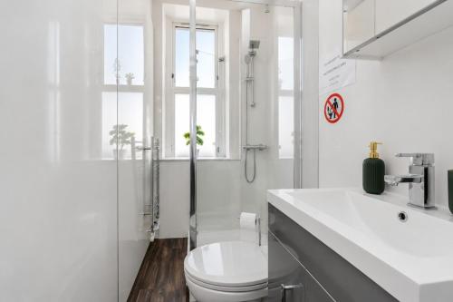 Free Parking - City Centre - Stunning Views - Great Location 3