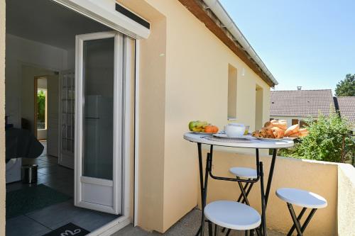 Instalações, Le Nid du Loing - Appartement Climatisé (Le Nid du Loing - Appartement Climatise) in Chateau-Landon