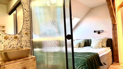 1 double bed