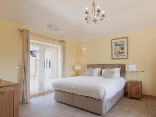 Mincombe Barn Bed & Breakfast - image 8