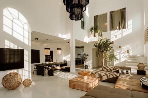 Villa Lima Stylish Private 3 Bedroom Villa Top Location