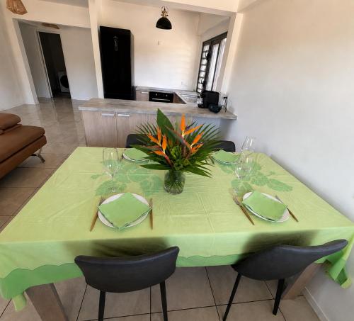 مطبخ, Fare Manihinihi 2BR APPARTMENT TARAVAO CENTER in أفاهيتي