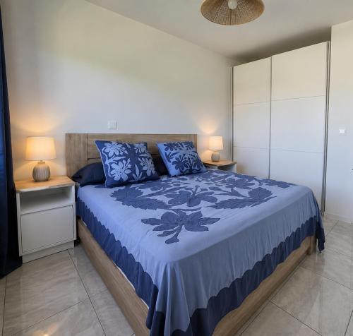 Fare Manihinihi 2BR APPARTMENT TARAVAO CENTER in أفاهيتي
