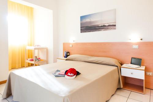 Apartment image 6