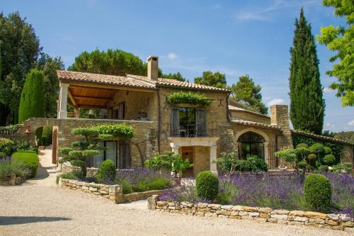 Domaine Les Roullets - Chambre d'hôtes - Oppède