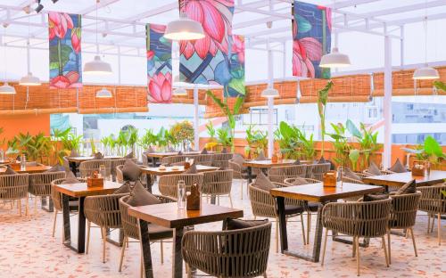 Rhyme Hotel - Hitech City 2