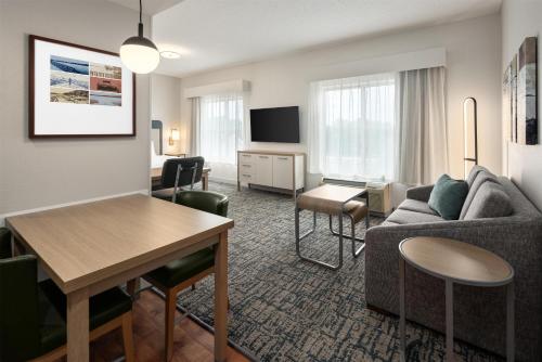Homewood Suites by Hilton Minneapolis-New Brighton in New Brighton (MN)