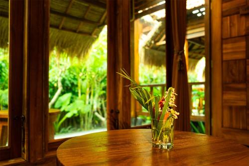 Pemedal Beach Resort in Nusa Lembongan