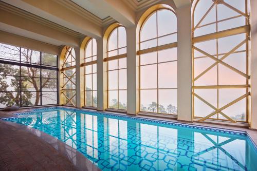Piscina, Bhangeri Durbar Resort in Baluwapati Deupur
