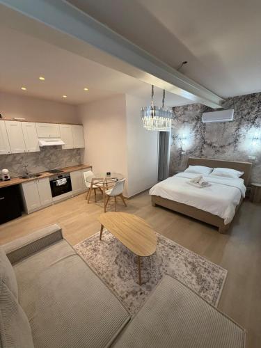 Bed, Suite, Kuche, Klimaanlage, Parkplatz, 15 Minuten zum Flughafen in Florsheim am Main