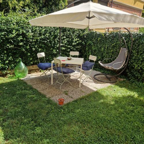 Minimal Chic Apartment Garden Free Parking Bologna 5 Min to Center, Bologna