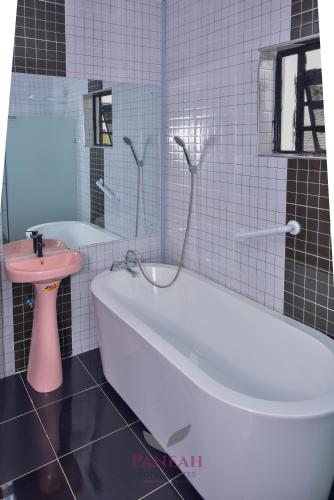 Paneah hotel and suites in 魯依魯