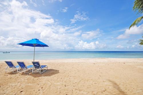 ชายหาด, Beachfront Retreat with Pool: Schooner Bay 112 in สไปจส์ทาวน์