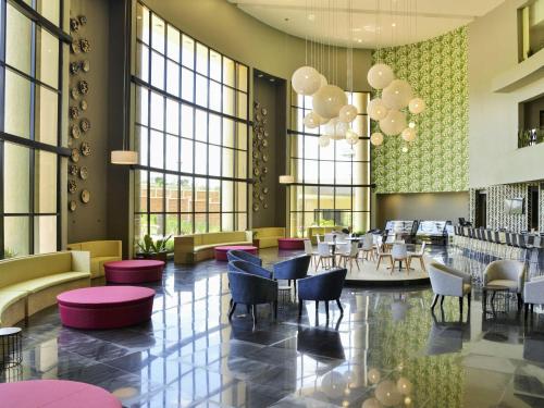 EPIC Hotel & Suites