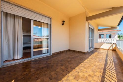 Cantinho alegre em Cascais in โกเบร