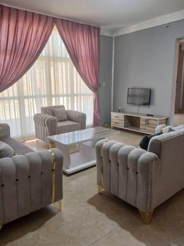 Axum motel and tour arrangement in Axum