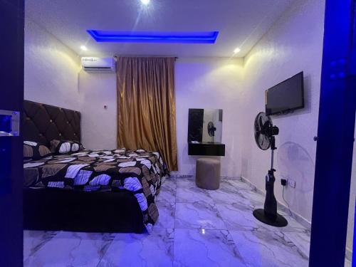 Etsuko hotel and suites world city in Ota