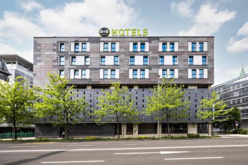 Фасада на хотела, B&B Hotel Maribor in Марибор