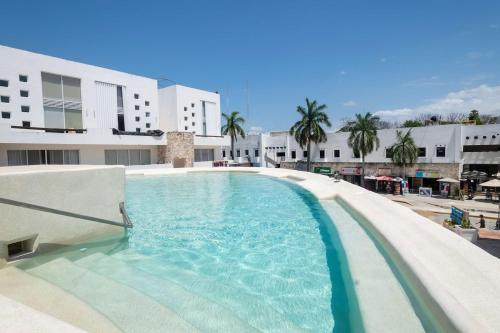 Plaza Paraiso Donwtown Condos