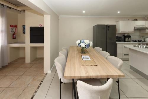 Comoditats, Kuswind Villa, Langebaan, 6-Sleeper in Seaview Park