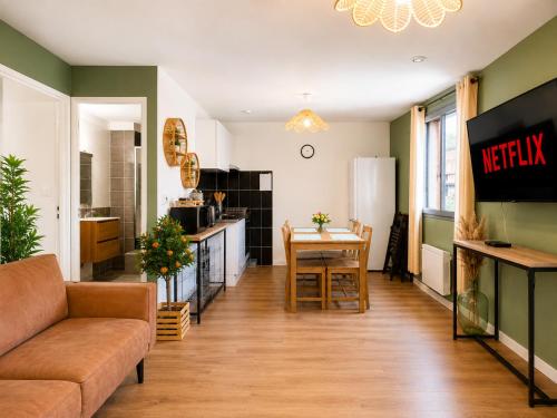 3 Chambres - Parking gratuit - Métro 100m - Lille 20min - Le Montesquieu, Roubaix